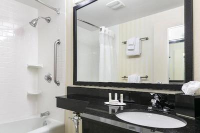 Chester Inn & Suites