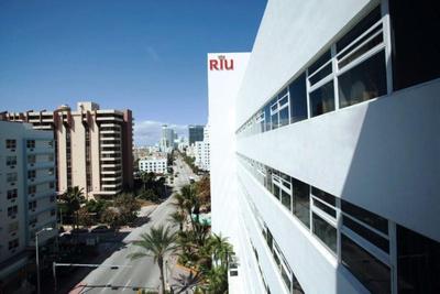 Hotel Riu Plaza Miami Beach