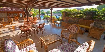 Perdikia Hill Family Resort