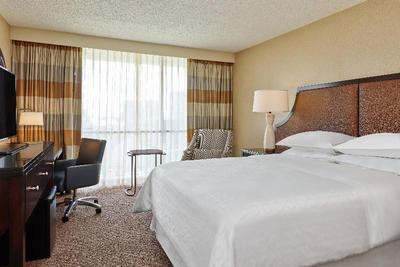 Courtland Grand Hotel Trademark Collection Wyndham