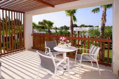 Cala Llenya Resort Ibiza