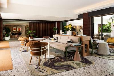 The Ambassador of Waikiki, Tapestry Collection