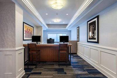 Holiday Inn Express Hauppauge-Long Island