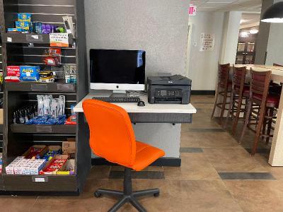 Candlewood Suites East Syracuse - carrier circle