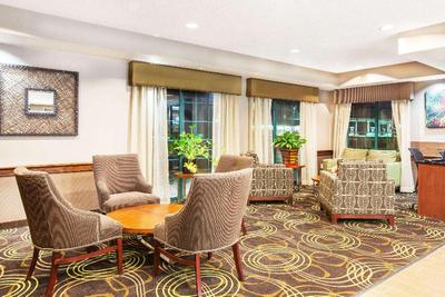 Days Inn by Wyndham Brewerton/ Syracuse