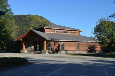 Holiday Inn Express Hotel&Suites West Point-For