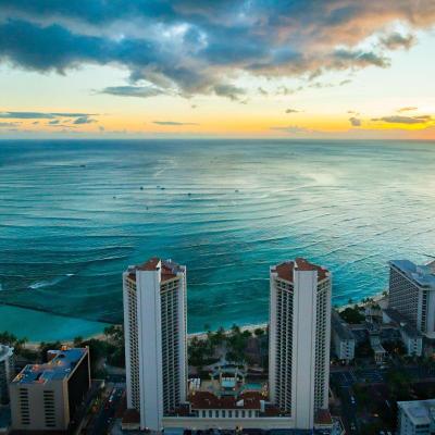 Hyatt Regency Waikiki Beach Resort And Spa