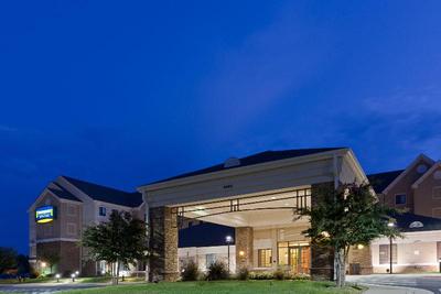 Staybridge Suites Chantilly Dulles Airport by IHG