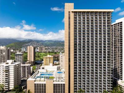 Hilton Waikiki Beach Resort & Spa