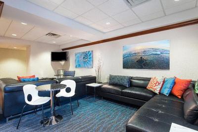 Holiday Inn Express Hotel & Suites Clearwater Nor