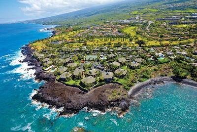 Kanaloa at Kona by Castle