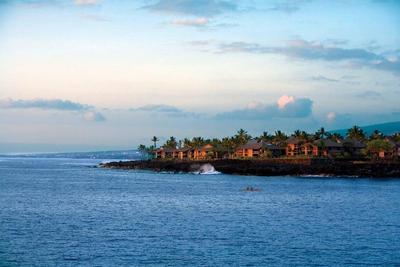 Kanaloa at Kona by Castle