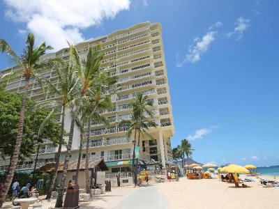 Castle Waikiki Shore Beachfront