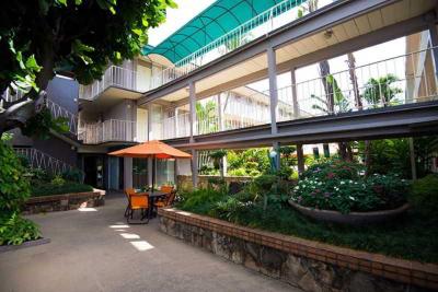 Pacific Marina Inn