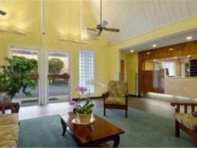 Pacific Marina Inn
