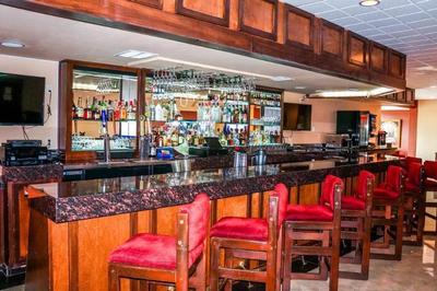 Grand Luxe Hotel & Resort