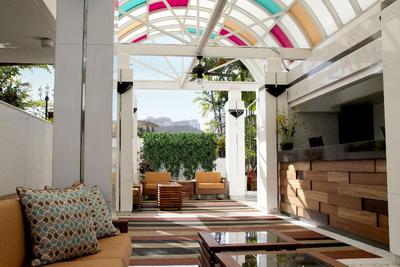 Oasis Hotel Waikiki