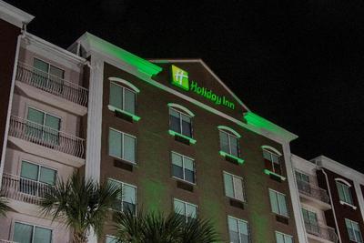 Holiday Inn Hotel & Suites Lake City 