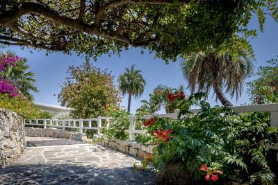 Cruccuris Resort