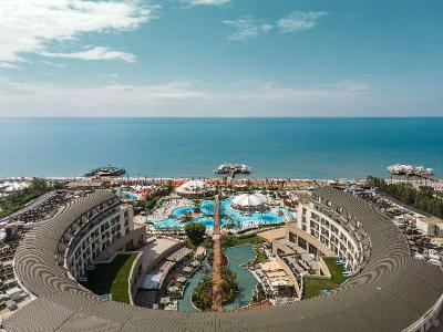 Kaya Palazzo Golf Resort