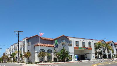 Holiday Inn Express & Suites Hermosa Beach