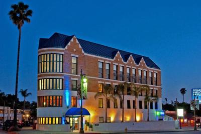 Century Park Hotel