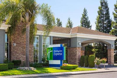 Holiday Inn Express West Sacramento
