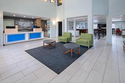Holiday Inn Express Hotel & Suites Watsonville 