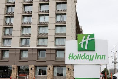 Holiday Inn Chicago Oakbrook