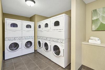 Staybridge Suites Glenview