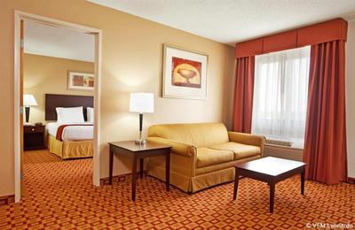 Best Western Oswego Hotel
