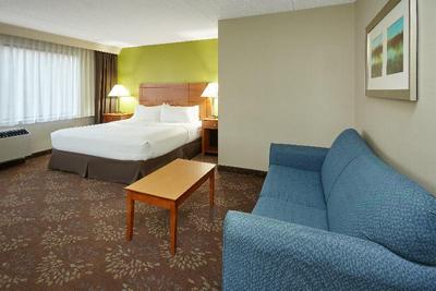 Delta Hotels by Marriott Chicago Matteson