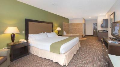 Holiday Inn Exp & Sts Chicago-Deerfield/Lincoln