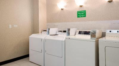 Holiday Inn Chicago-Crystal Lake