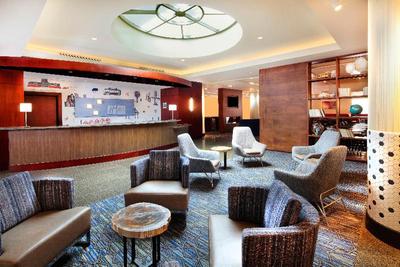 Holiday Inn Express and Suites Fisherman's Wharf
