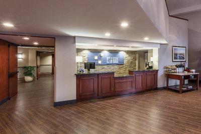 Holiday Inn Express Hotel & Suites Carpinteria