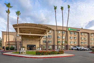 Holiday Inn Express Colton