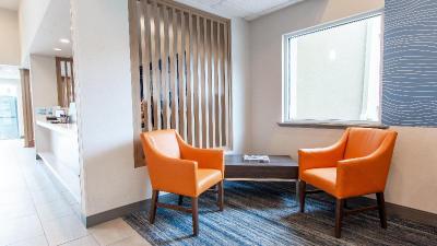 Holiday Inn Express Oakdale