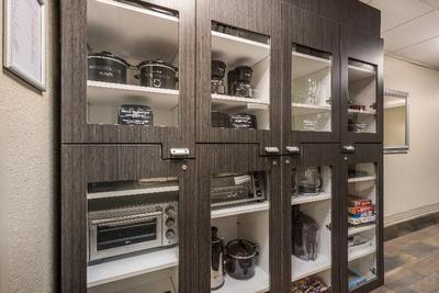 Sonesta Simply Suites Orange County Airport