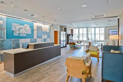 Holiday Inn Express Newport Beach