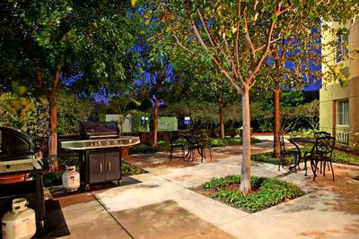 Sonesta Simply Suites Irvine Spectrum