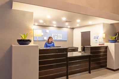 Holiday Inn Express Temecula an IHG hotel