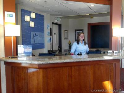 Vinland Hotel And Lounge