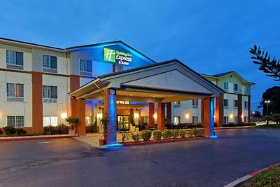 Holiday Inn Express&Suites San Pablo/Richmond Area