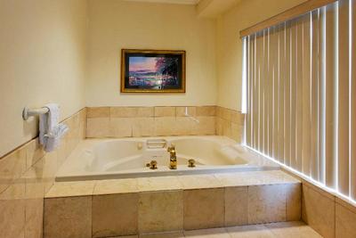 Holiday Inn Express&Suites San Pablo/Richmond Area