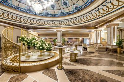 Kempinski Hotel The Dome