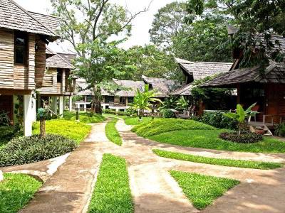 Sunset Park Resort & Spa