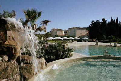 Tarthesh Hotel
