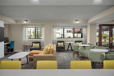 Doubletree Guest Suites