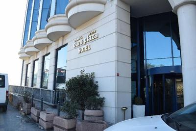 Euro Plaza Hotel